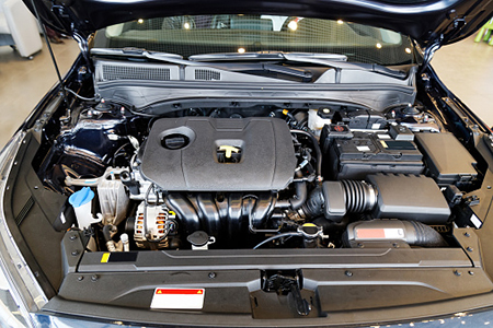تشخیص سلامت موتور , مشکلات موتور خودرو , هنگام بررسی خودرو از تمیز بودن اجزای موتور مطمئن شوید